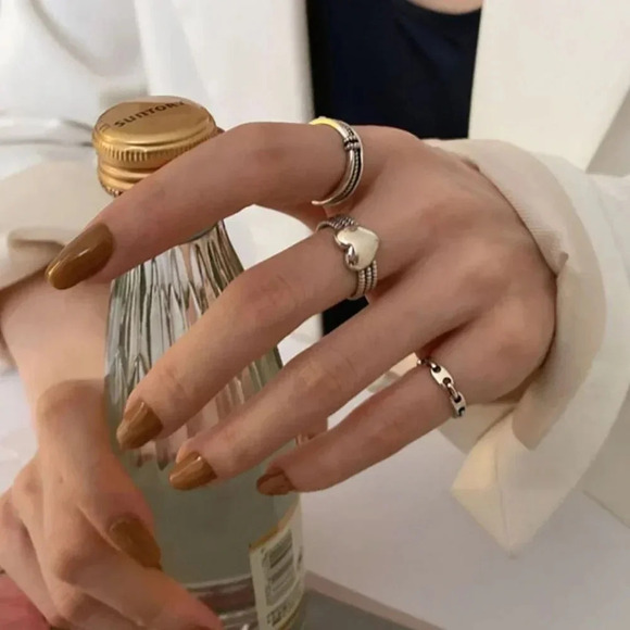 Minimalist 925 Sterling Silver Dainty Minimalist Heart Link Knot Twist Ring - Picture 4 of 8